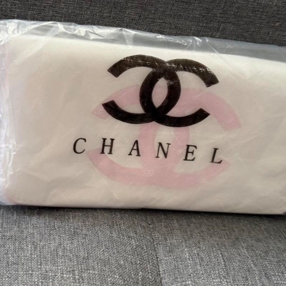 Chanel Precision White Patent Leather with Teddy Bear Barbie Pink Logo - Picture 10 of 16